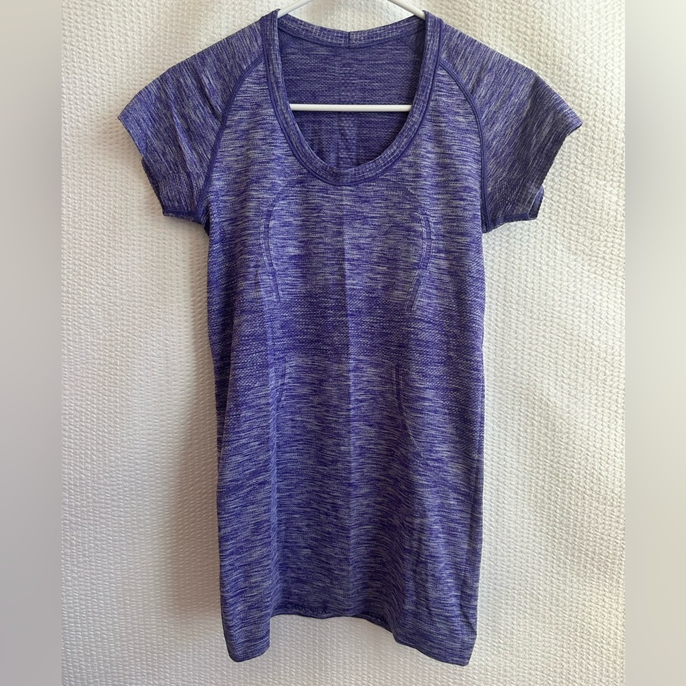 LULULEMON Run Swiftly Tech Short Sleeve Tee Size 6 Heathered Purple Running